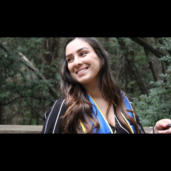 Meet your Posher, Valerie - Picture 1 of 1